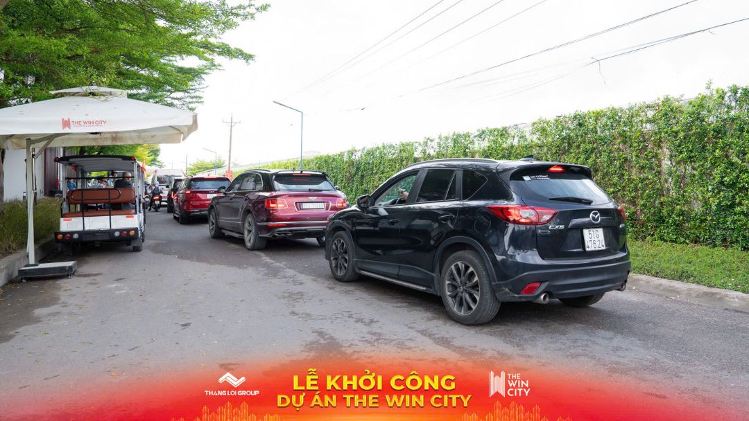 Hình ảnh các đại biểu chuẩn bị tham gia Lễ Khởi Công The Win City