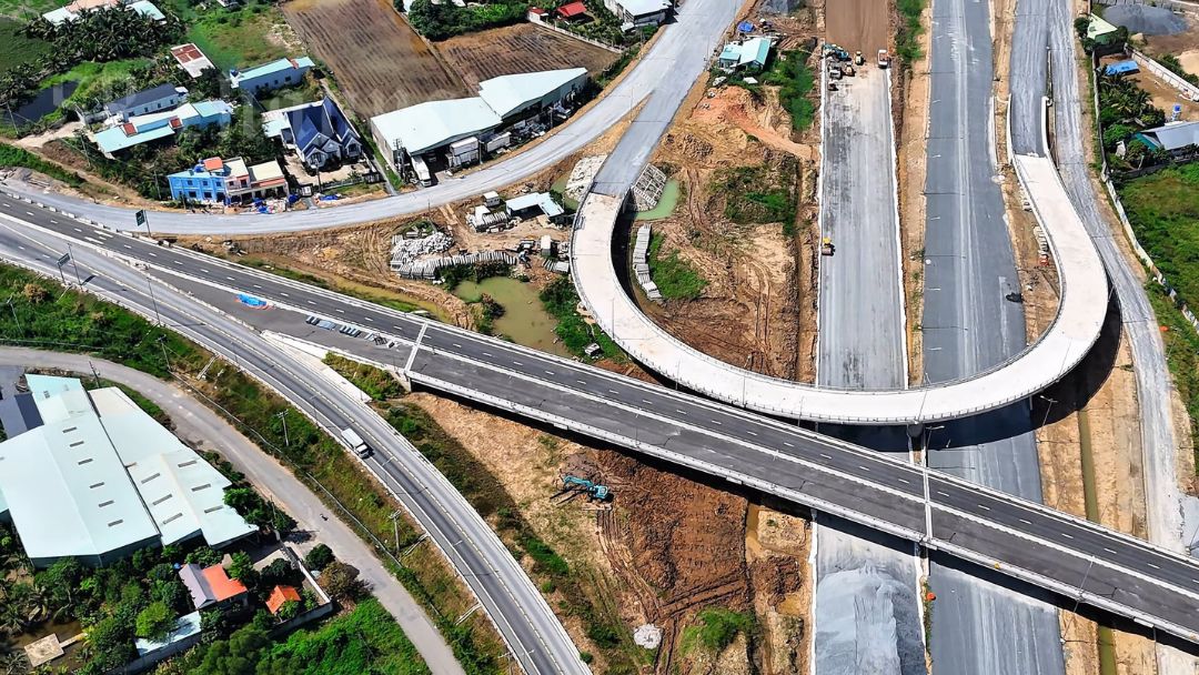 Hình ảnh cập nhật tiến độ thi công Nút giao Mỹ Yên